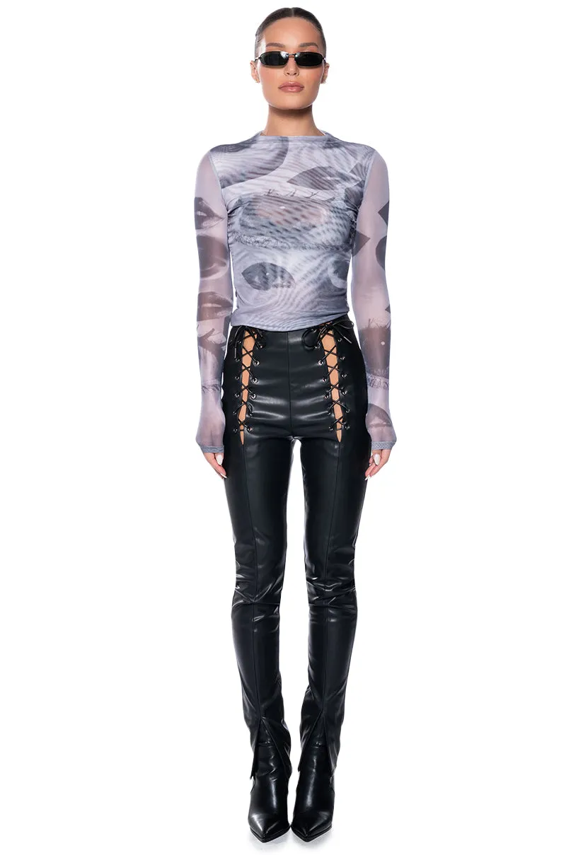 ALL EYES ON YOU MESH GLOVED SHIRT