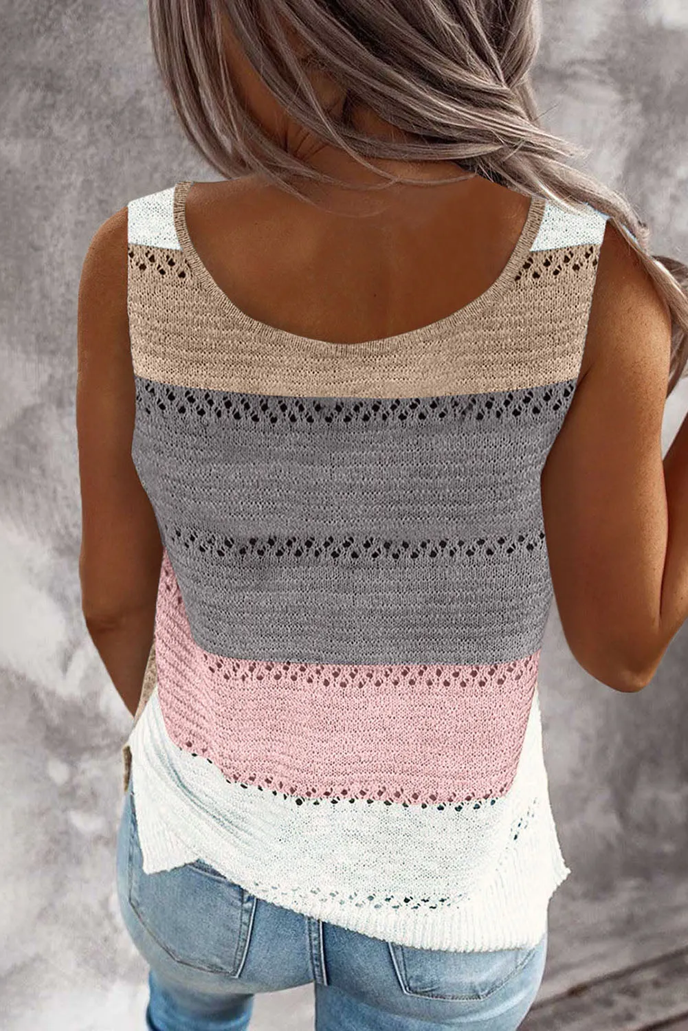 Colorblock Eyelet Knitted Sleeveless Top